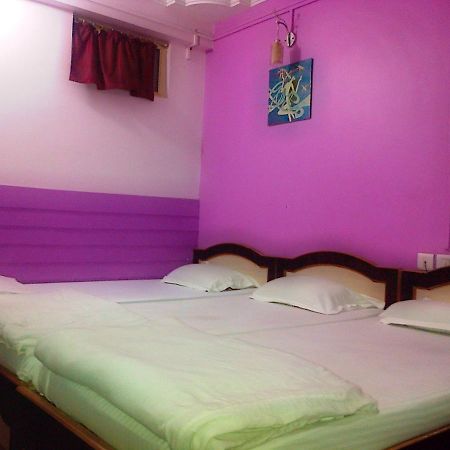 Hotel Mega Palace Patna (Bihar) Bagian luar foto